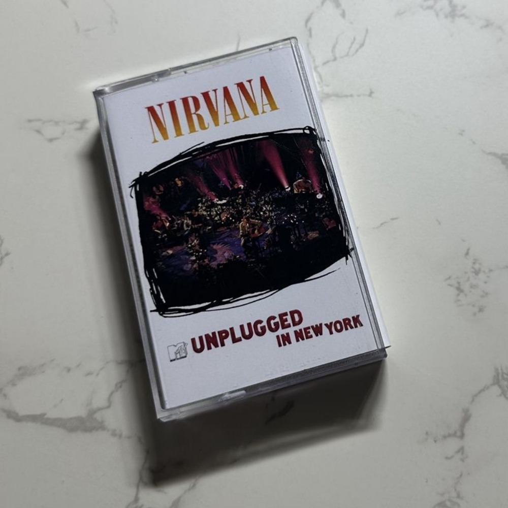 Yepyeni Kutusunda Kaset Nirvan - Live Rock incelemesi ve fiyatı
